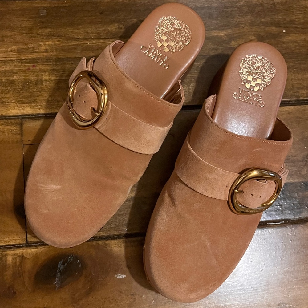 Vince Camuto clogs